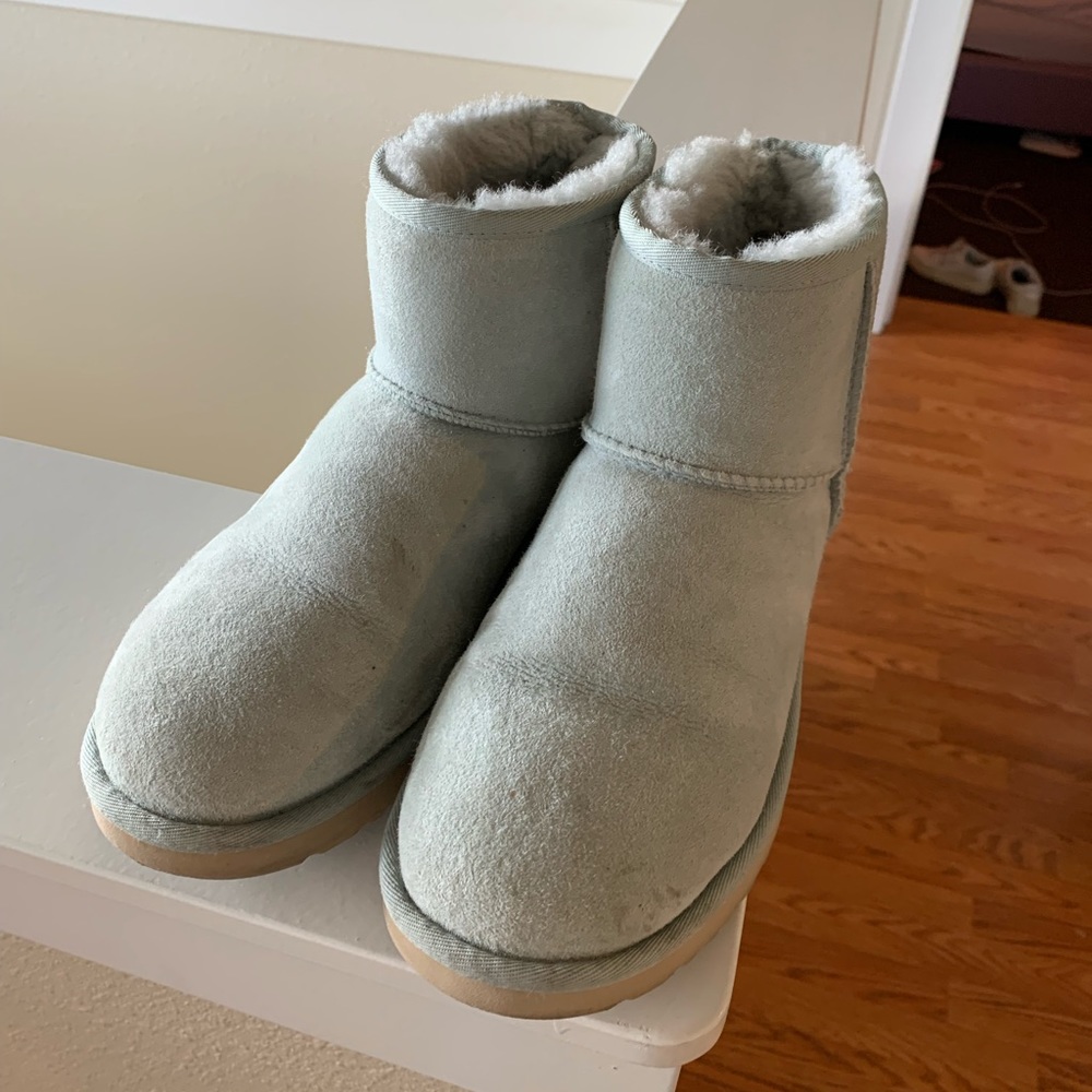 UGG ANKLE BOOTS